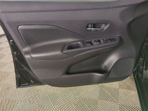 Used 2023 Nissan Versa SV image 20