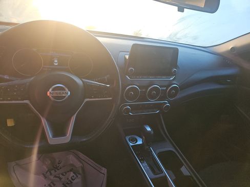 Used 2022 Nissan Sentra SV image 13