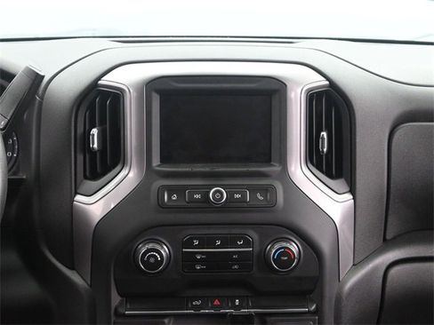 Used 2020 Chevrolet Silverado 2500 Custom w/ Custom Value Package image 26