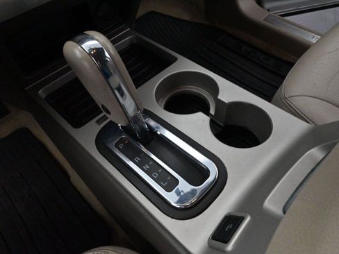 Used 2010 Ford Edge Limited image 22