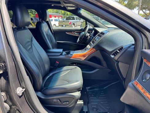 Used 2019 Lincoln Nautilus Reserve AWD/4WD image 35