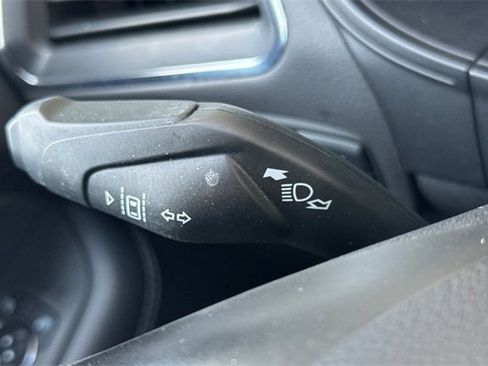 Used 2024 Ford Edge Titanium image 38