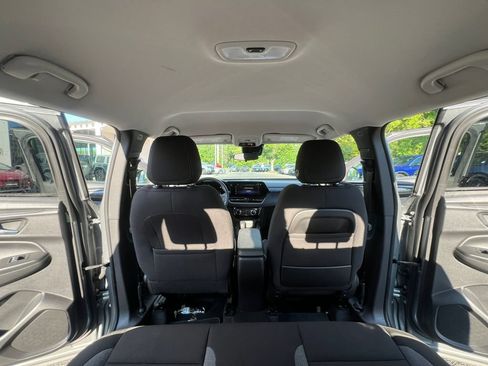Used 2025 Chevrolet TrailBlazer LT AWD/4WD image 26