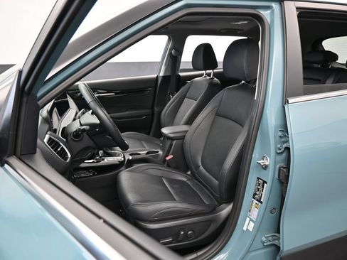 Used 2025 Kia Seltos EX w/ EX Sunroof Package FWD image 10
