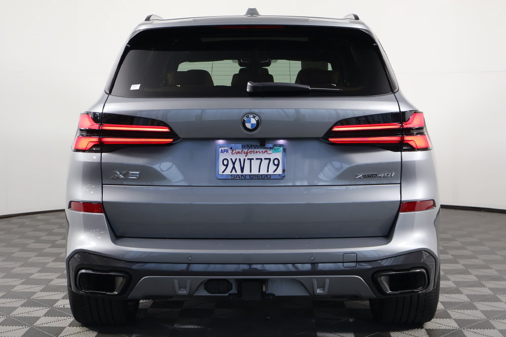 Certified 2026 BMW X5 xDrive40i w/ M Sport Package AWD/4WD image 5