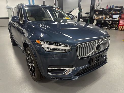 Certified 2023 Volvo XC90 B6 Plus w/ Protection Package Premier AWD/4WD image 15