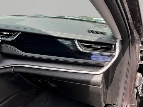 Used 2022 Jeep Grand Cherokee Limited 4xe AWD/4WD image 26