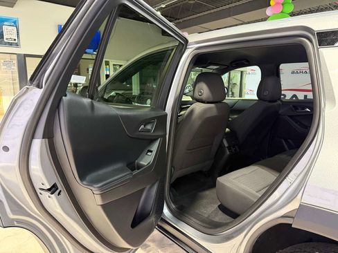 Used 2026 Chevrolet Equinox LT FWD image 35