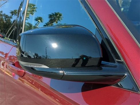 Used 2024 Jeep Grand Cherokee L Limited w/ Black Appearance Package image 12