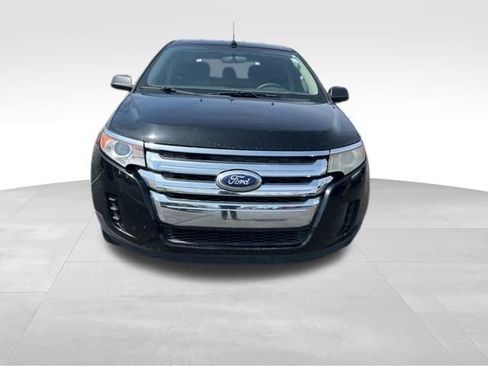 Used 2012 Ford Edge SE image 2