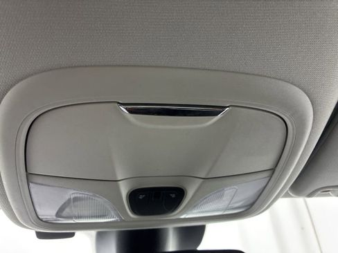 Used 2023 Jeep Cherokee Altitude Lux image 20