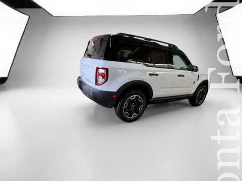 Used 2025 Ford Bronco Sport Outer Banks w/ Outer Banks Tech Package+ AWD/4WD image 3