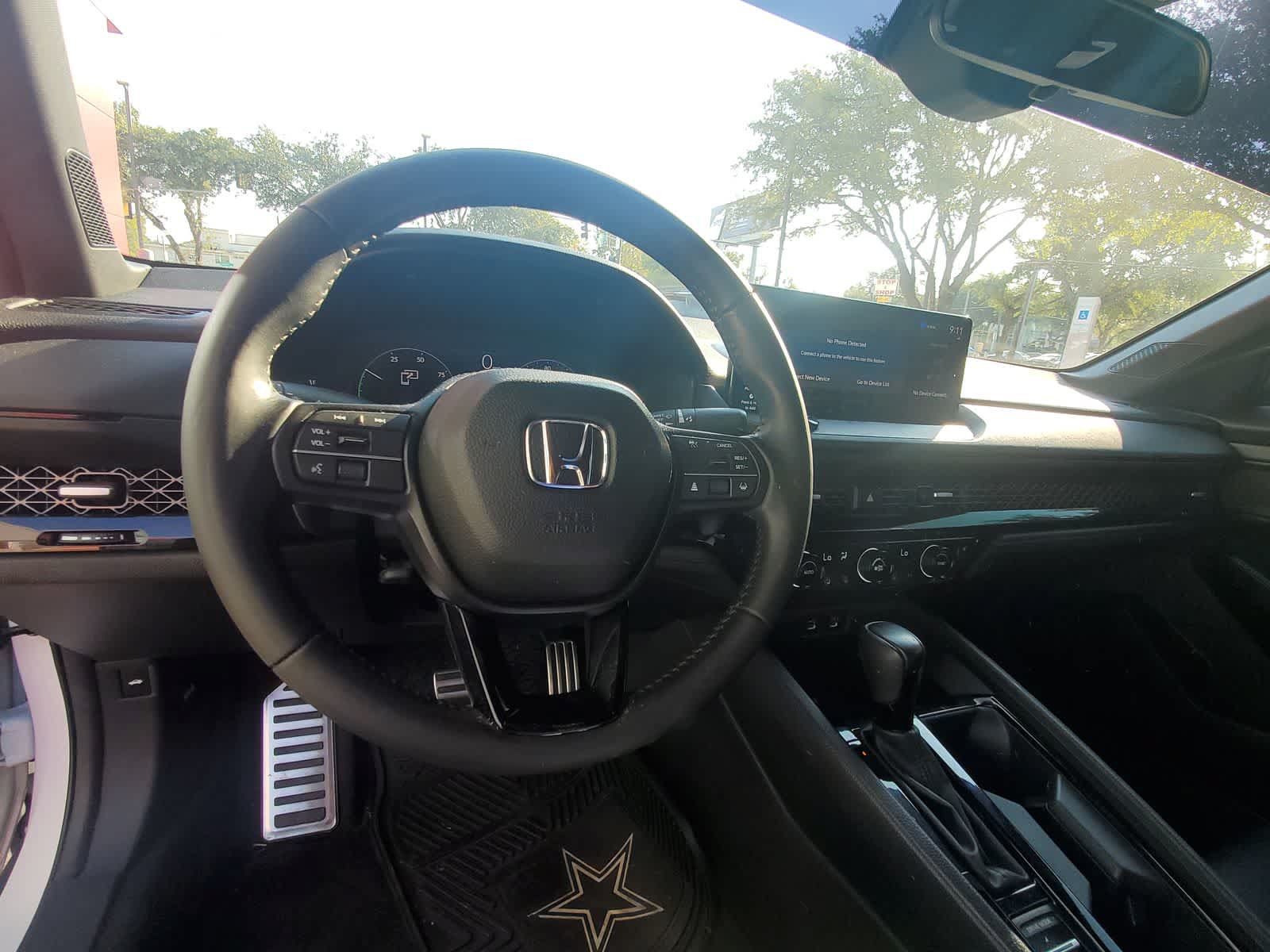 Used 2023 Honda Accord Sport image 13