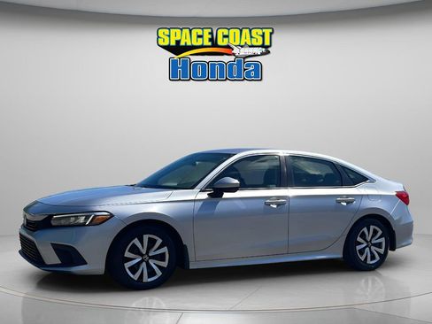 Used 2024 Honda Civic LX image 9