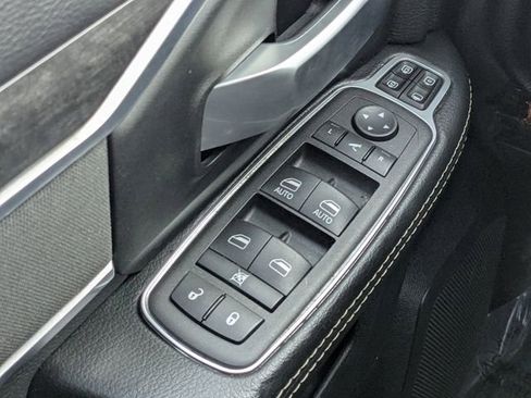 Used 2024 RAM 2500 Big Horn w/ Bed Utility Group image 16