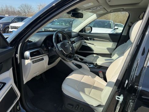 Used 2022 Kia Telluride EX image 8