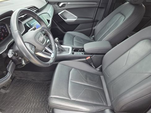 Used 2020 Audi Q3 2.0T Premium w/ Convenience Package AWD/4WD image 8