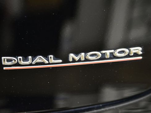 Used 2020 Tesla Model 3 Performance image 21