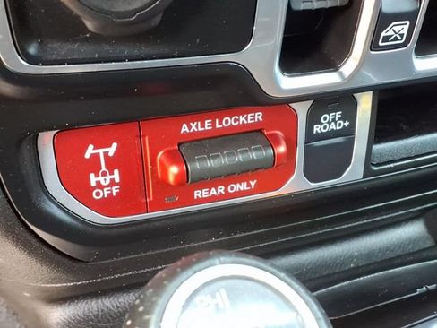 Used 2023 Jeep Gladiator Mojave w/ LED Lighting Group AWD/4WD image 23