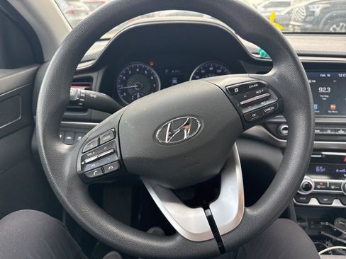 Used 2020 Hyundai Elantra SEL w/ Cargo Package (C1) image 12