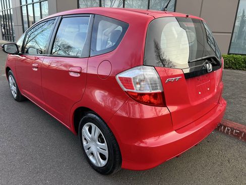 Used 2011 Honda Fit image 3