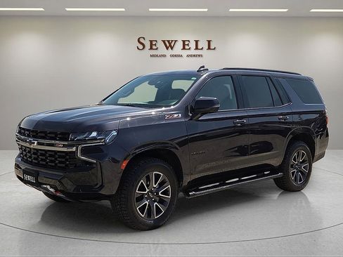 Used 2022 Chevrolet Tahoe Z71 w/ Luxury Package AWD/4WD image 1