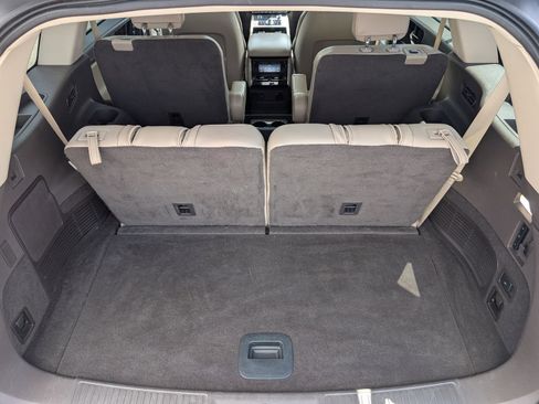 Used 2023 Lincoln Aviator Reserve w/ Equipment Group 201A RWD image 14