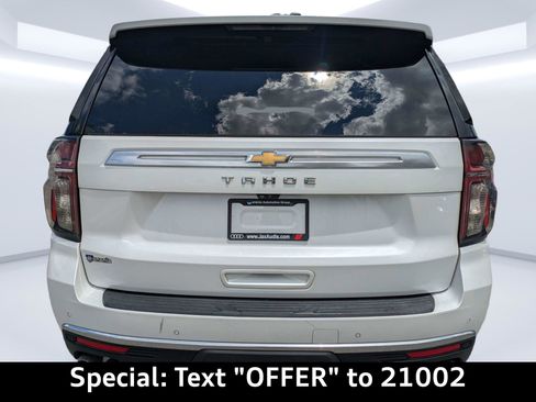 Used 2021 Chevrolet Tahoe High Country w/ Premium Package AWD/4WD image 5