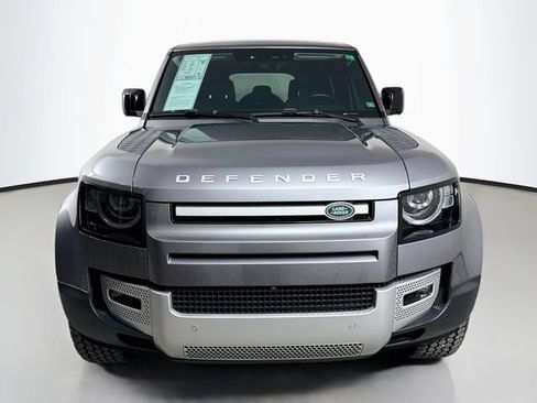 Used 2021 Land Rover Defender 110 SE AWD/4WD image 2