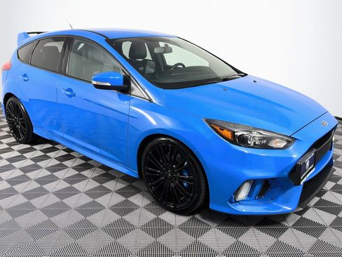 Used 2017 Ford Focus RS AWD/4WD image 27