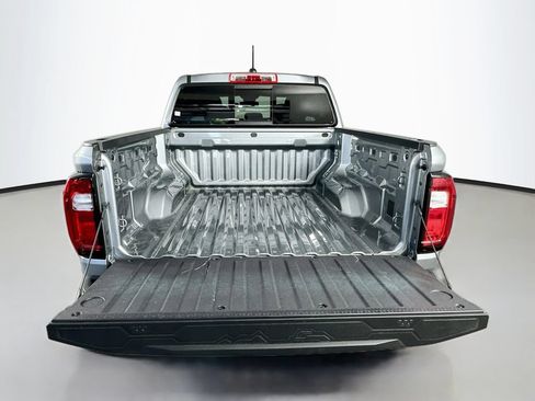 Used 2025 GMC Canyon Elevation w/ Technology Package RWD image 29