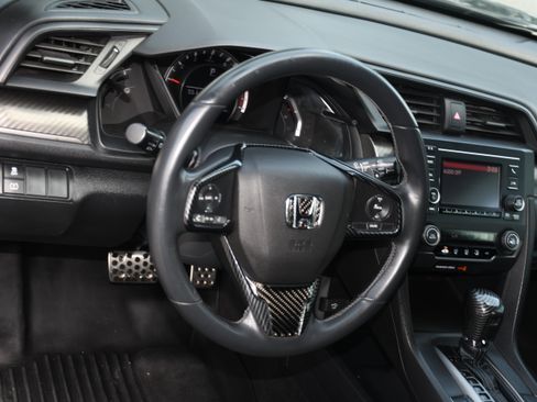 Used 2018 Honda Civic Sport image 8