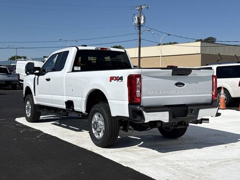 New 2026 Ford F250 4x4 SuperCab Super Duty image 5