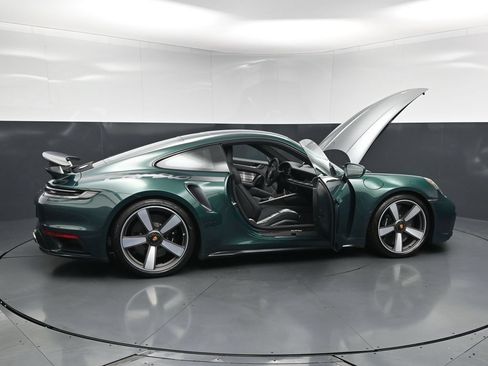Certified 2025 Porsche 911 Turbo AWD/4WD image 34