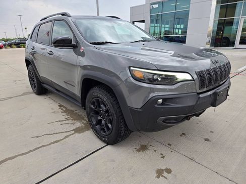Used 2022 Jeep Cherokee Trailhawk w/ Sound & Nav Group AWD/4WD image 1