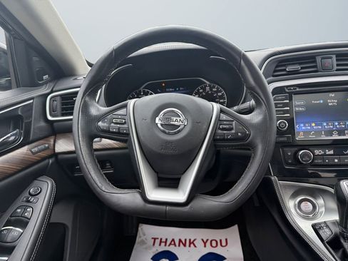 Used 2017 Nissan Maxima Platinum image 12