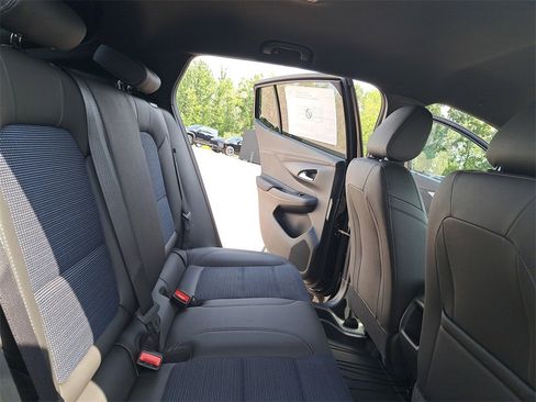 New 2025 Buick Envista Preferred w/ Convenience I Package image 11