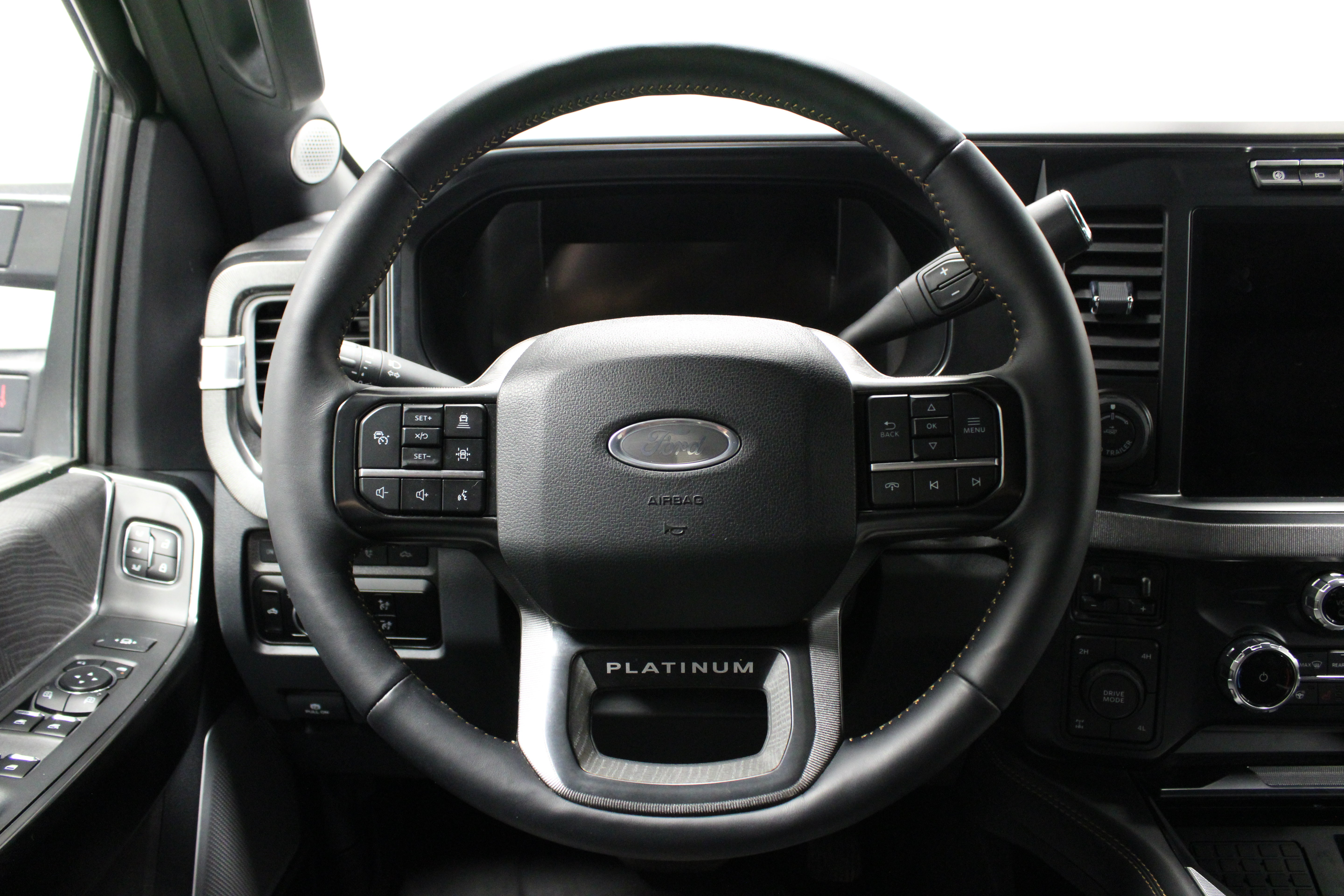 Used 2024 Ford F250 Platinum AWD/4WD image 24