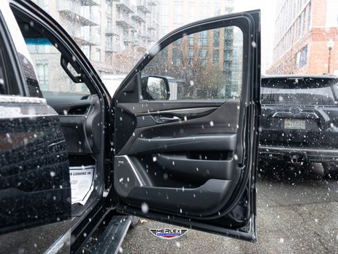 Used 2019 Cadillac Escalade ESV Platinum image 46