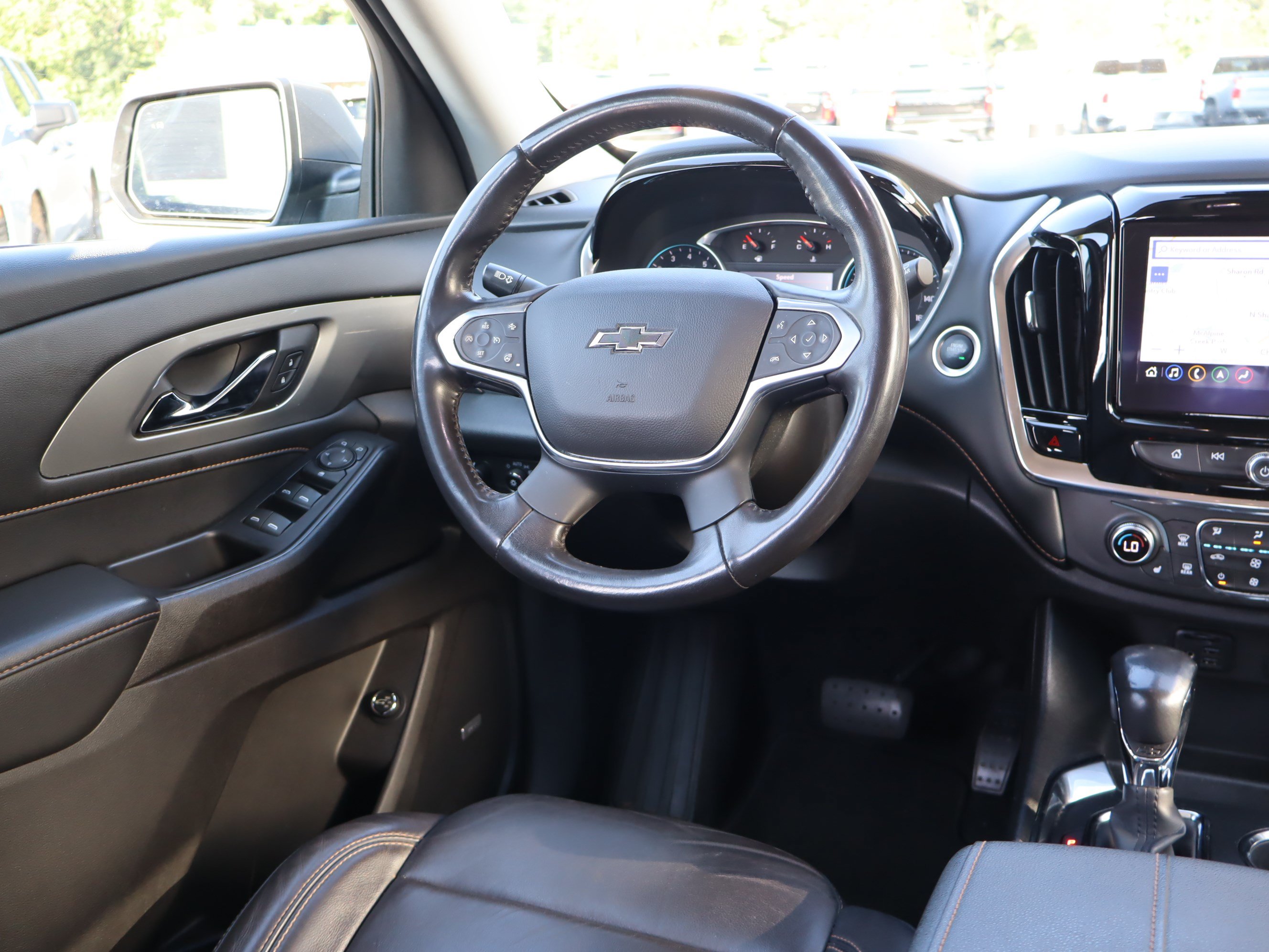 Used 2021 Chevrolet Traverse RS FWD image 12