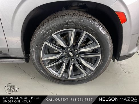 Used 2021 Cadillac Escalade Sport Platinum image 14