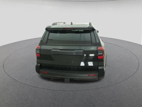 New 2026 Toyota 4Runner SR5 AWD/4WD image 7