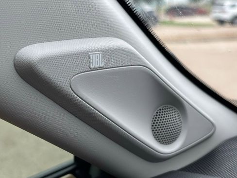 Used 2023 Toyota RAV4 XLE Premium FWD image 27