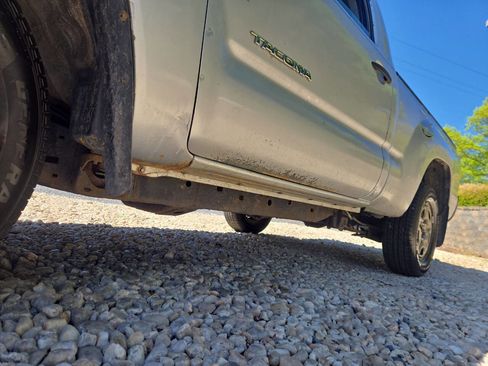 Used 2009 Toyota Tacoma 2WD Regular Cab image 36