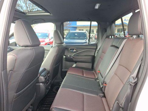 New 2026 Honda Ridgeline Black Edition image 6