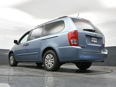 Used 2012 Kia Sedona LX FWD image 41
