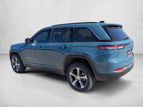 New 2026 Jeep Grand Cherokee Limited w/ Luxury Tech Group II AWD/4WD image 8