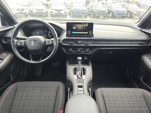 Used 2023 Porsche Macan S AWD/4WD image 48