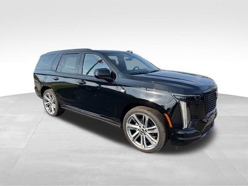 Used 2025 Cadillac Escalade Sport w/ Touring Package AWD/4WD image 3