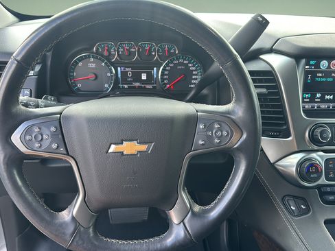 Used 2020 Chevrolet Tahoe LT RWD image 14